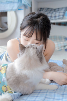 年轻的妹妹免费观看